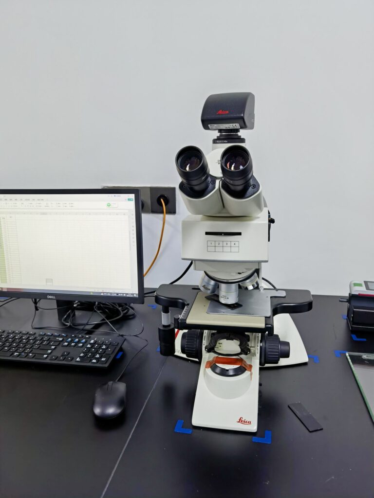 Leica microscope